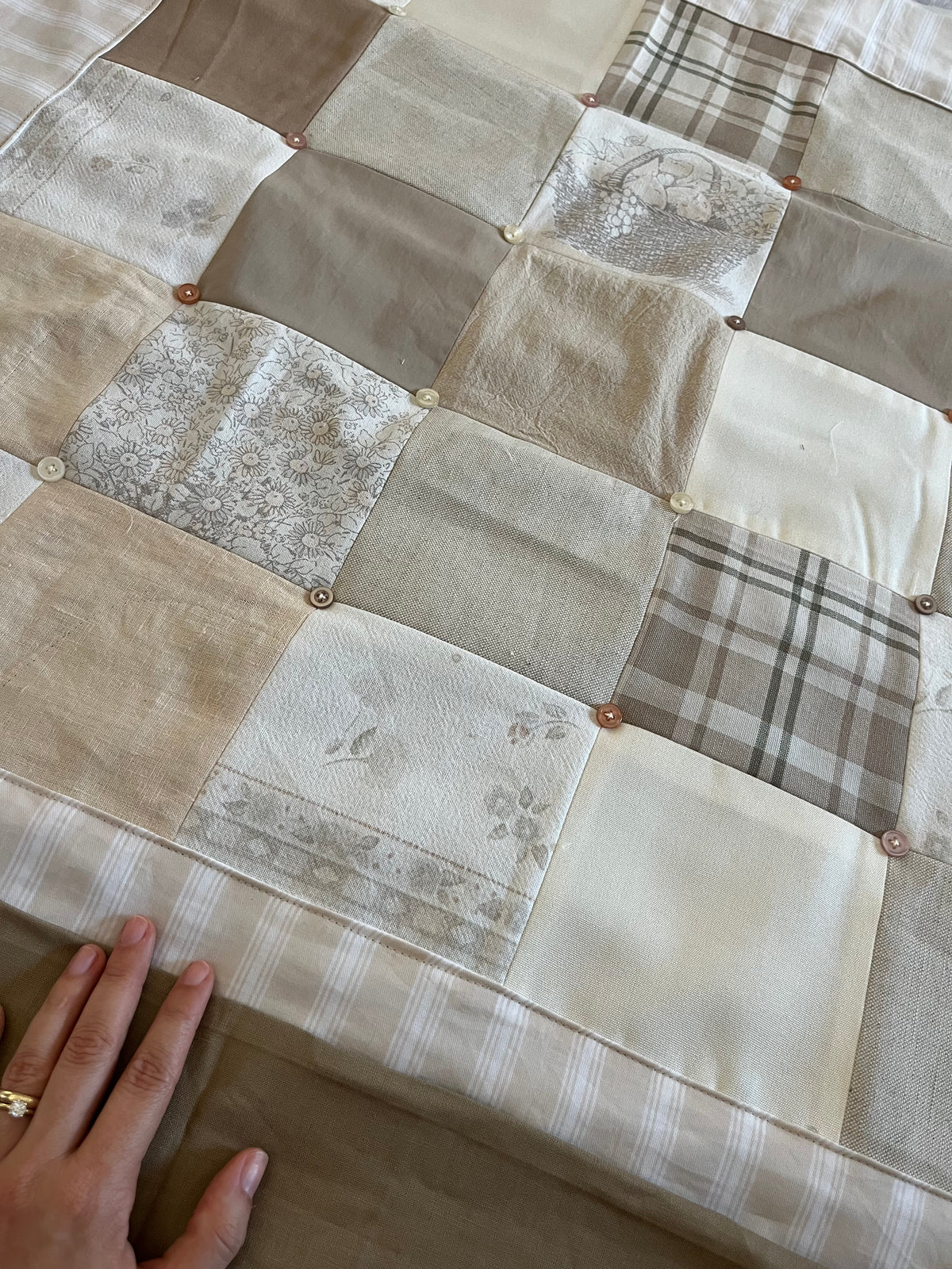 קילט beige baby